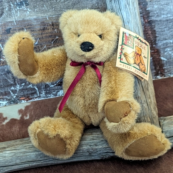 Vintage Russ Berrie & Co "Eureka" Fully Jointed Plush Bear - Picture 1 of 13
